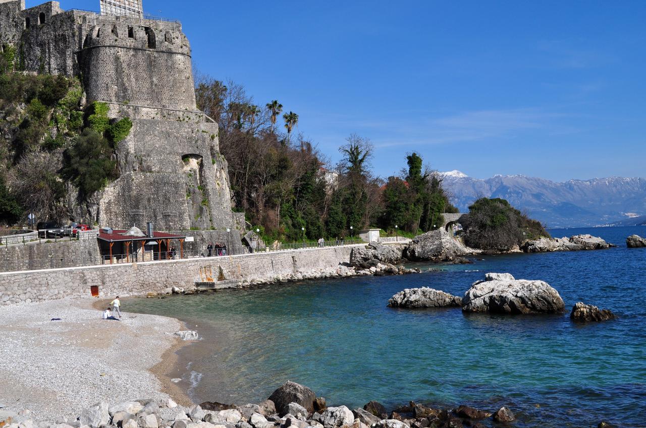 Lala Apartamento Herceg Novi Exterior foto